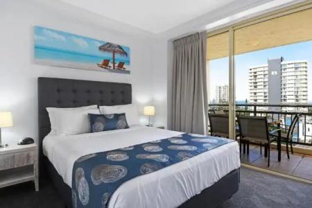 Palazzo Colonnades - 134