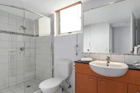 Palazzo Colonnades - 164