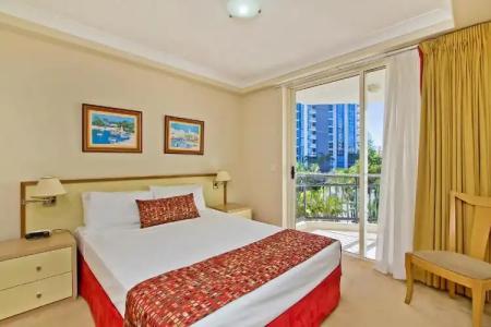 Palazzo Colonnades - 72