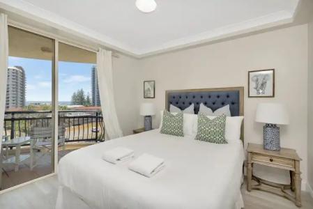 Palazzo Colonnades - 7