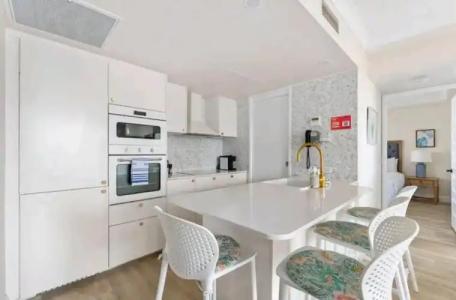 Palazzo Colonnades - 183