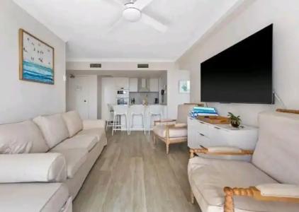 Palazzo Colonnades - 159