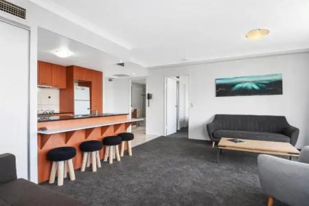 Palazzo Colonnades - 16