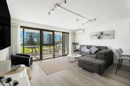 South Pacific Plaza - Official - 70