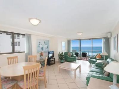 South Pacific Plaza - Official - 51