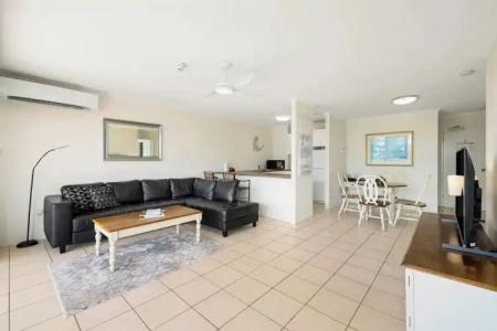 South Pacific Plaza - Official - 72