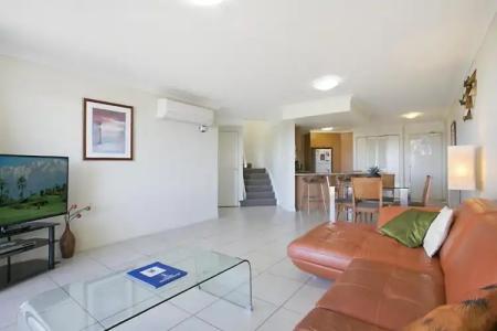 Sandcastles On The Broadwater - 89