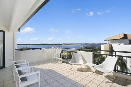 Sandcastles On The Broadwater - 86