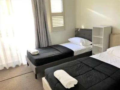 Sandcastles On The Broadwater - 9