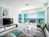 2 Bedrooms Apartment with balcony and beachfront