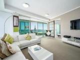 3 Bedrooms Apartment beachfront