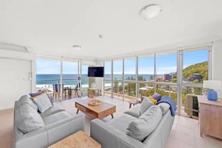 Burleigh Beach Tower - 133