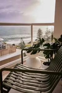 Burleigh Beach Tower - 185