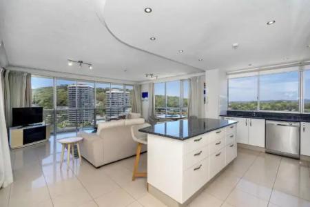 Burleigh Beach Tower - 106