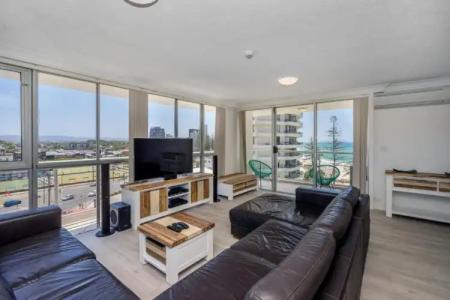 Burleigh Beach Tower - 53