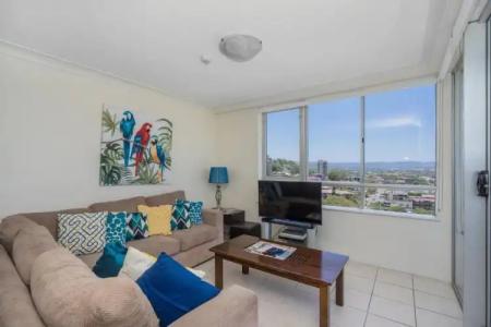 Burleigh Beach Tower - 60