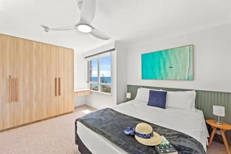 Burleigh Beach Tower - 171