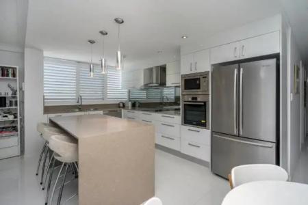 Burleigh Beach Tower - 29