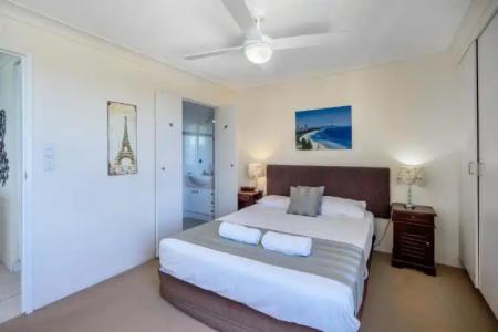 Burleigh Beach Tower - 61