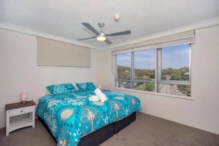 Burleigh Beach Tower - 99