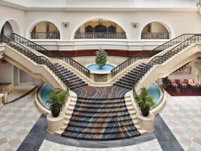 Mövenpick & Apartments Dubai