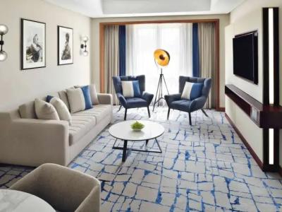 Mövenpick & Apartments Bur Dubai - 121