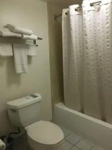 Comfort Inn By the Bay San Francisco - 43