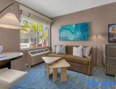 Zoe Fisherman's Wharf - 57