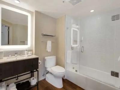 Zoe Fisherman's Wharf - 61