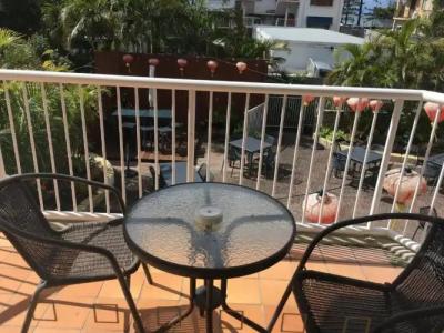 Outrigger Burleigh - 124