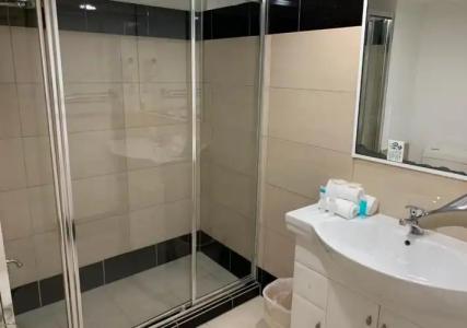 Outrigger Burleigh - 50