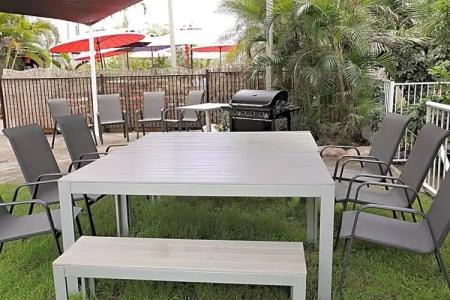 Outrigger Burleigh - 122