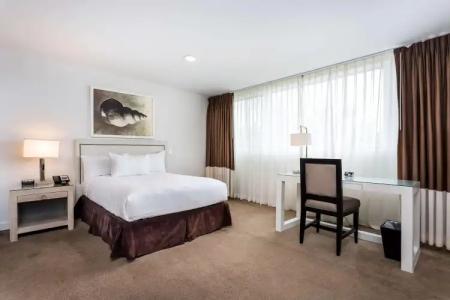 Luxe Sunset Boulevard - 6