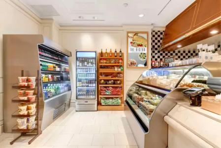 Hilton Los Angeles Airport - 12