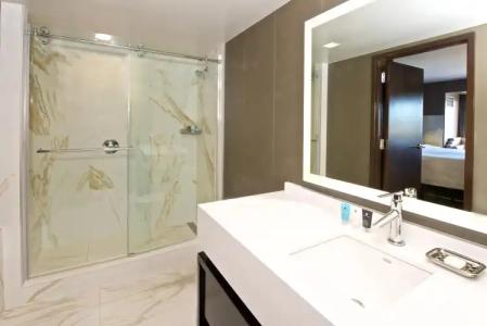 Beverly Hills Marriott - 8