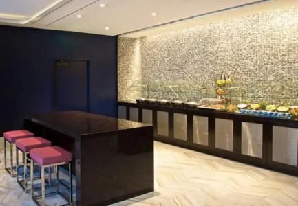 Beverly Hills Marriott - 18