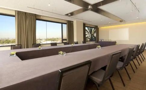 The Westin Los Angeles Airport - 13