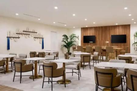 The Westin Los Angeles Airport - 85