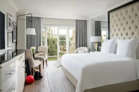 Four Seasons Los Angeles at Beverly Hills - 3