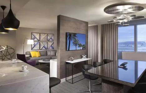 Hyatt Regency Los Angeles International Airport - 5