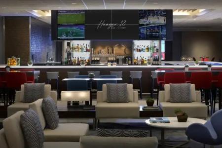 Los Angeles Airport Marriott - 19