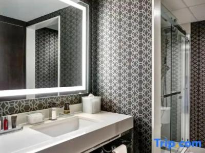 Los Angeles Airport Marriott - 74