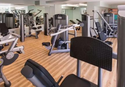 Los Angeles Airport Marriott - 18