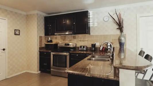 The Dixie Hollywood - 79