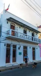 Island Life Hostel