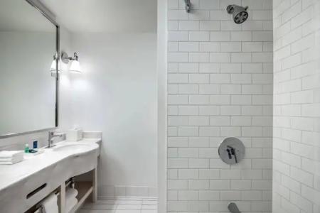 Four Points by Sheraton Los Angeles International Airport - 9