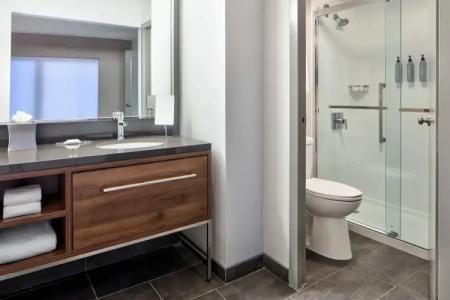 Courtyard by Marriott Chicago Downtown/River North - 42