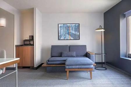 Courtyard by Marriott Chicago Downtown/River North - 66