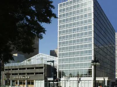 Le Meridien Essex Chicago