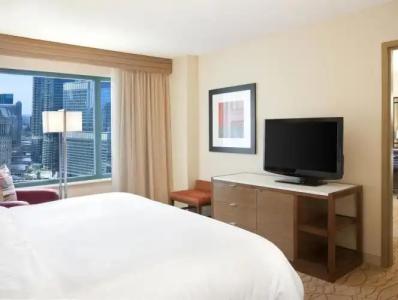 Sheraton Grand Chicago Riverwalk - 59